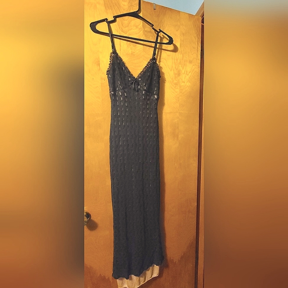 Vintage De Laru black dress